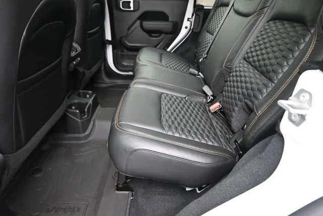New 2026 Bright White Clearcoat Jeep Sport S image 28