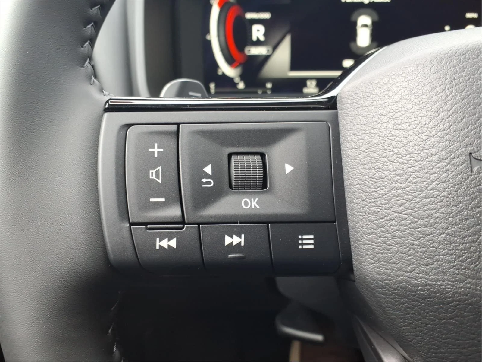 2026 Nissan Rogue Platinum - Photo 24