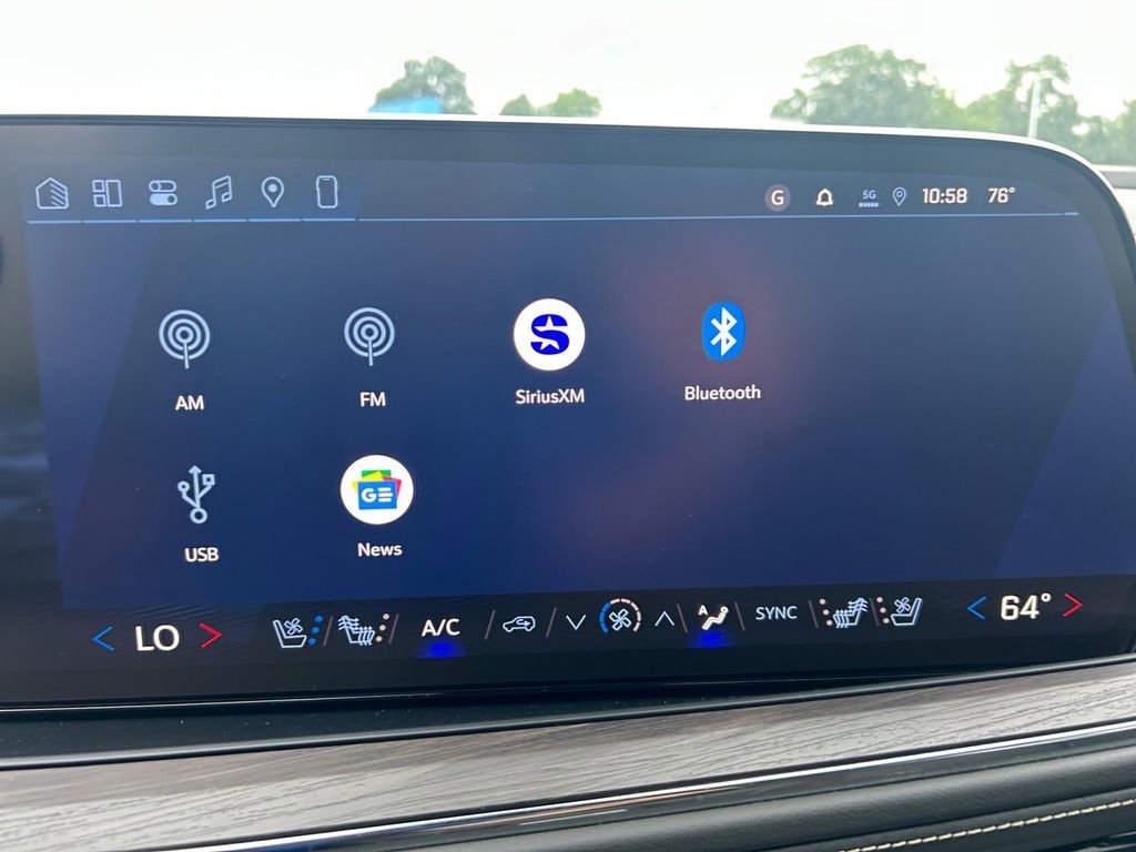 2026 Chevrolet Suburban Premier - Photo 21