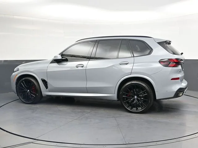 Used 2026 Gray BMW xDrive40i image 7