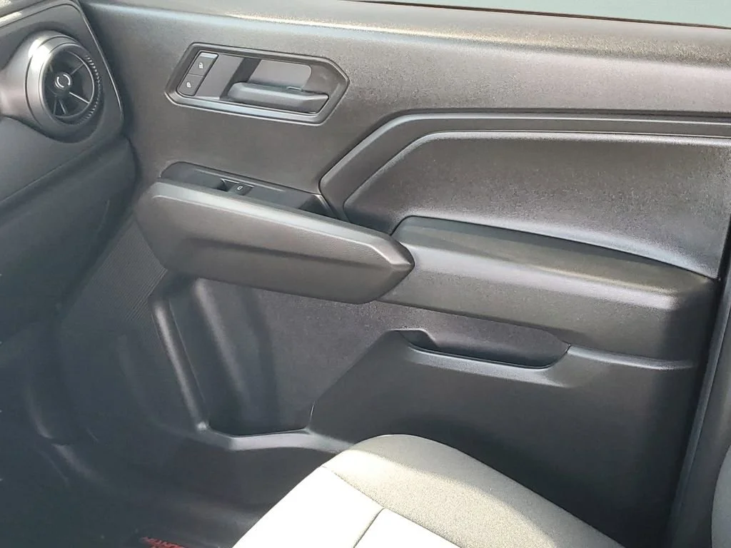 Used 2025 Summit White Chevrolet WT/LT image 13