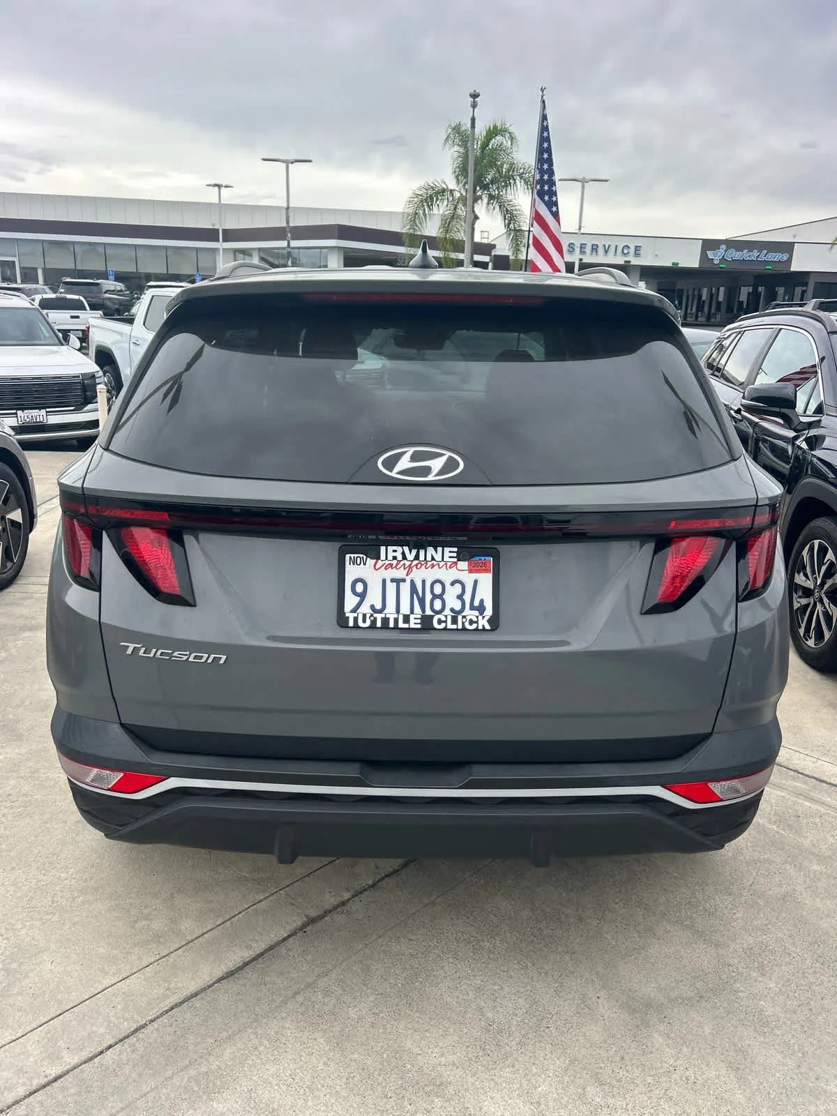 Used 2024 Hampton Gray HYUNDAI SEL image 2