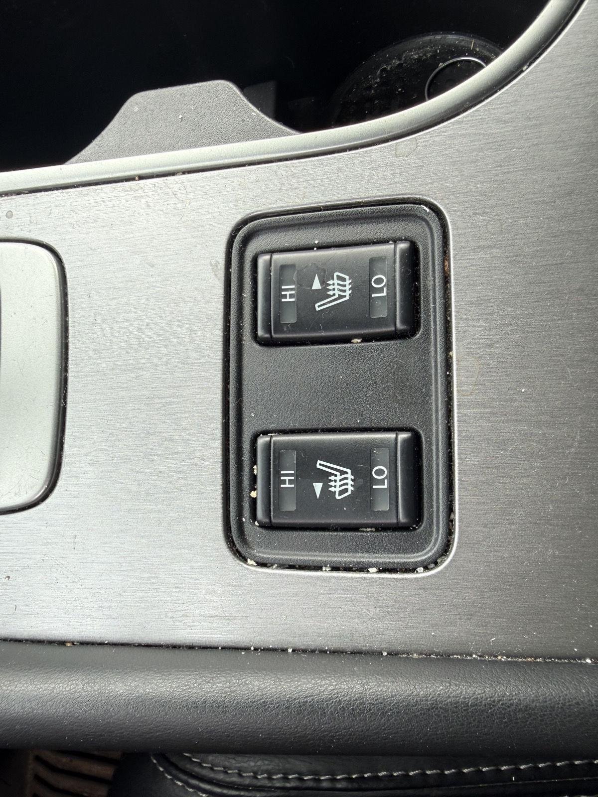 Used 2020 Gun Metallic Nissan SL image 11