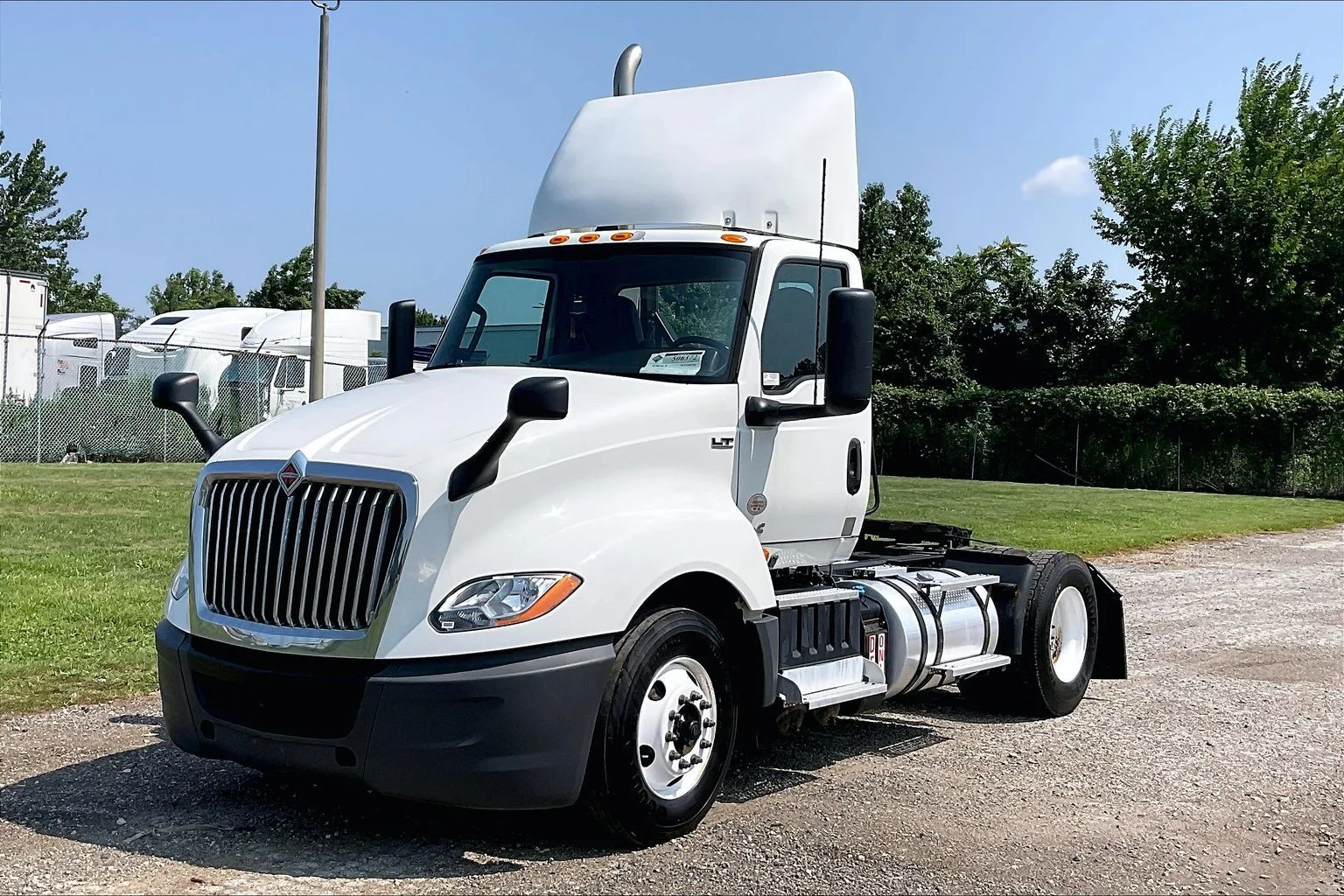 Used 2021 WHITE International  image 4