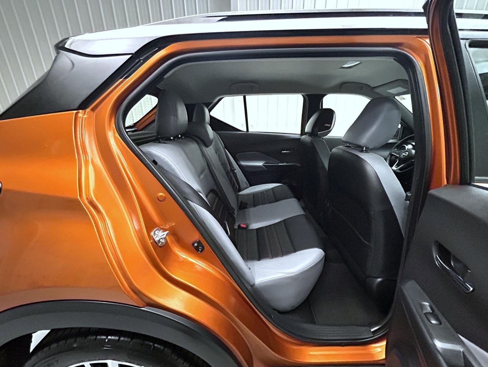 Used 2023 Orange Nissan SR image 18
