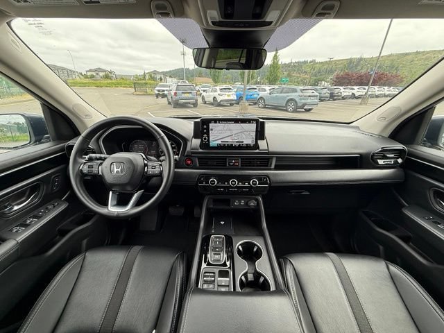 Used 2023 Crystal Black Pearl Honda Touring image 9