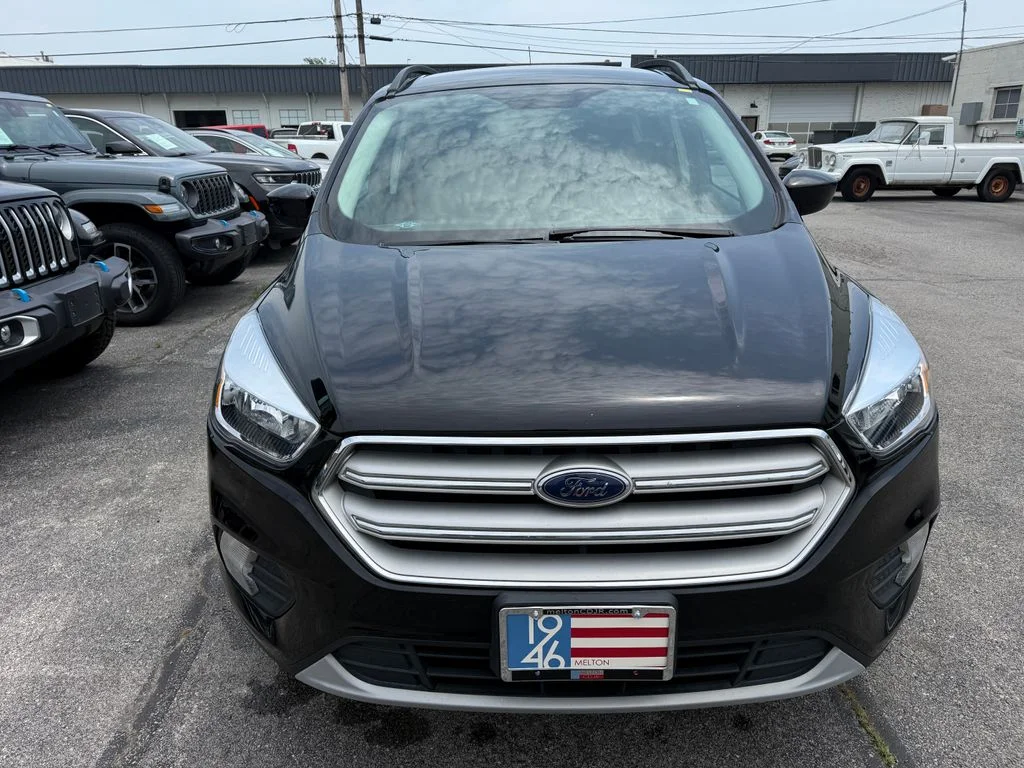 Used 2018 Black Ford SE image 8