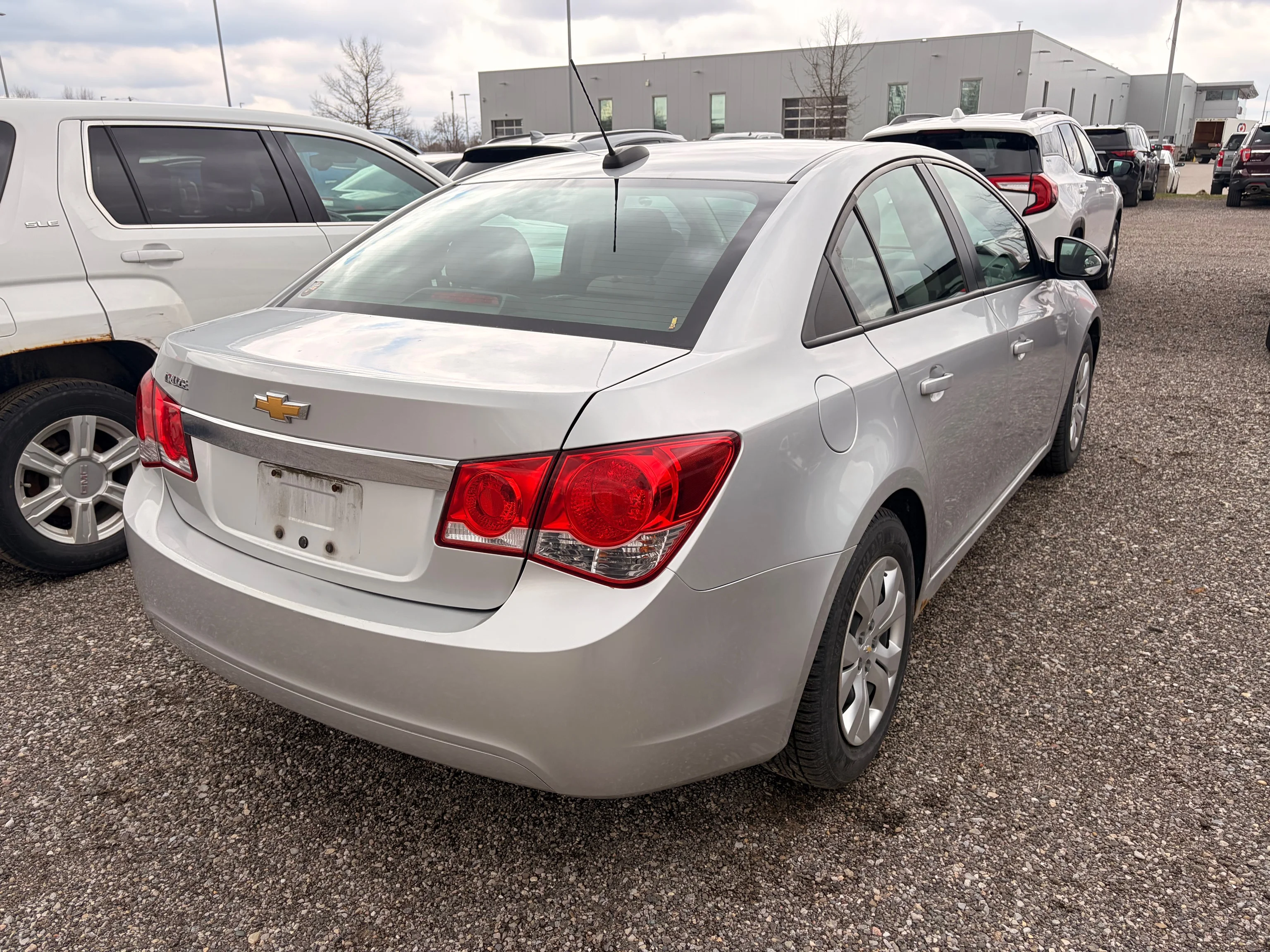Used 2015  Chevrolet 2LS image 2
