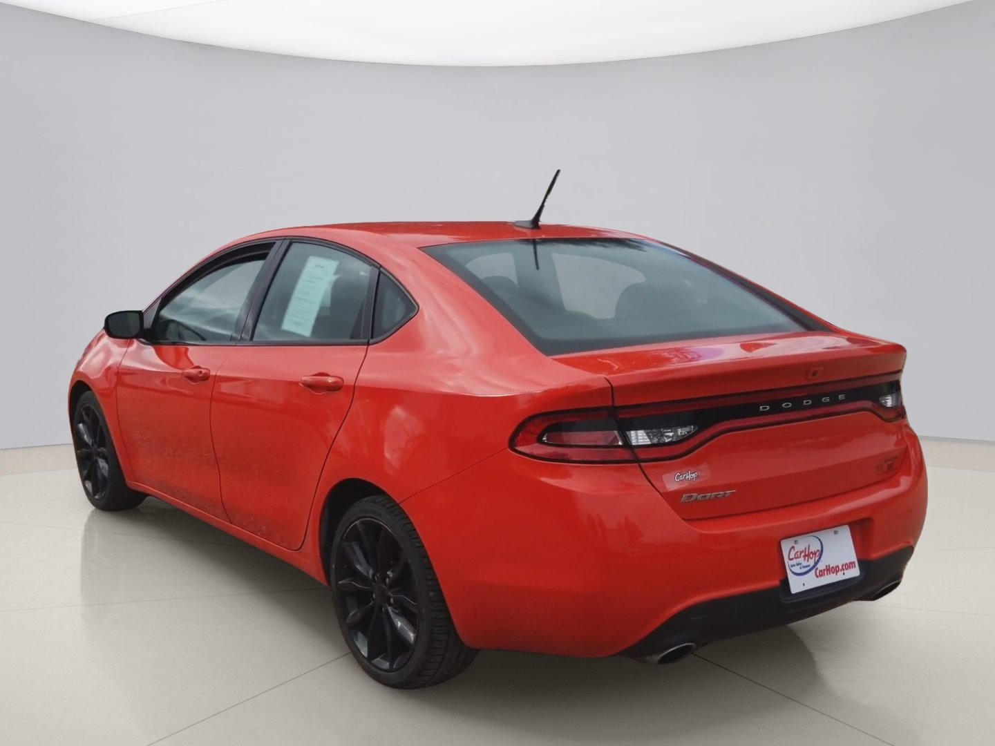 Used 2016 Orange Dodge SXT image 3