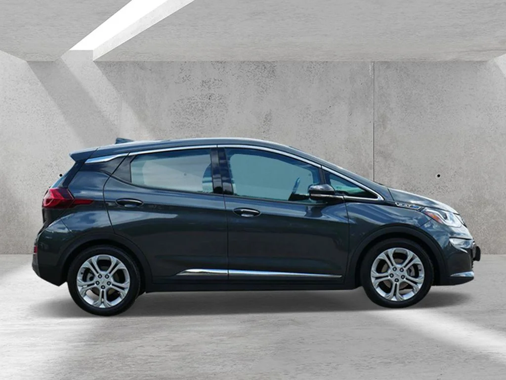 Used 2020 Chevrolet Bolt EV LT with VIN 1G1FY6S0XL4124088 for sale in White Bear Lake, Minnesota