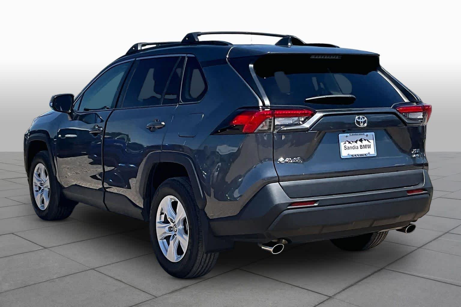 Used 2021 Magnetic Gray Metallic Toyota XLE image 9