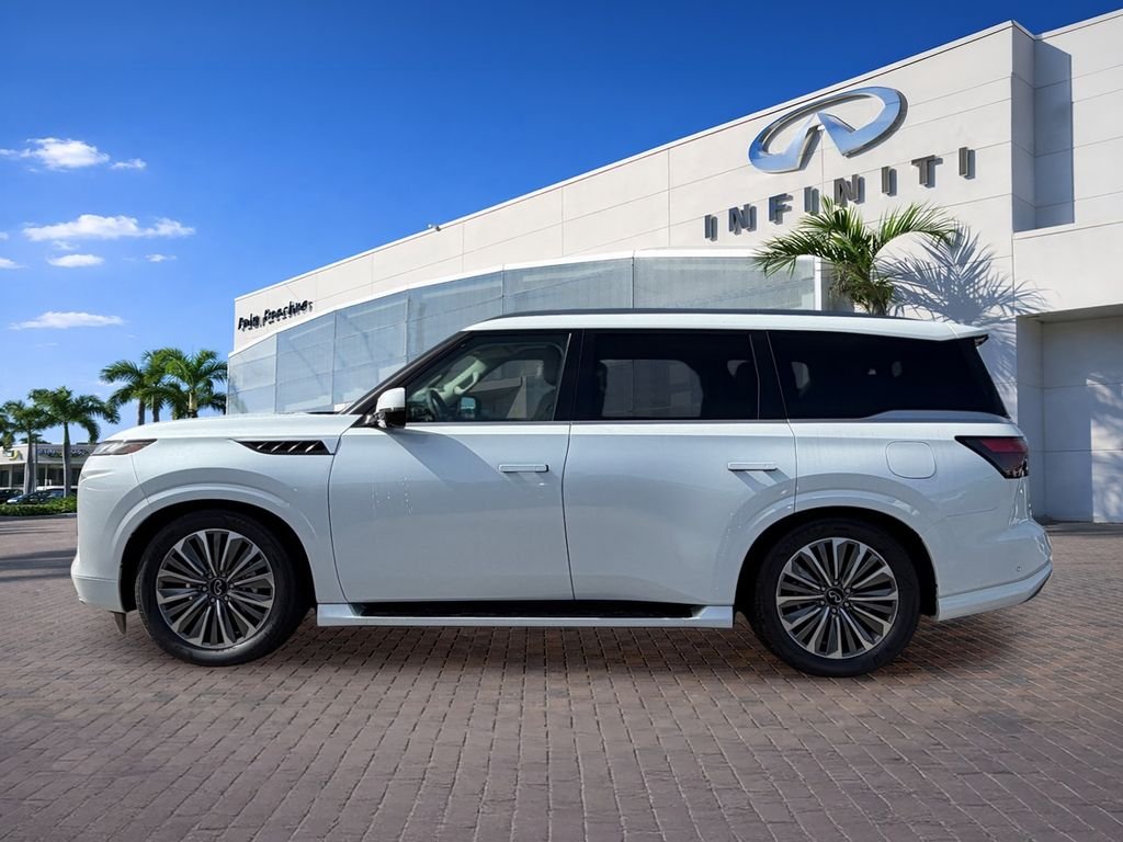 New 2027 RADIANT WHITE INFINITI Luxe 2WD image 4
