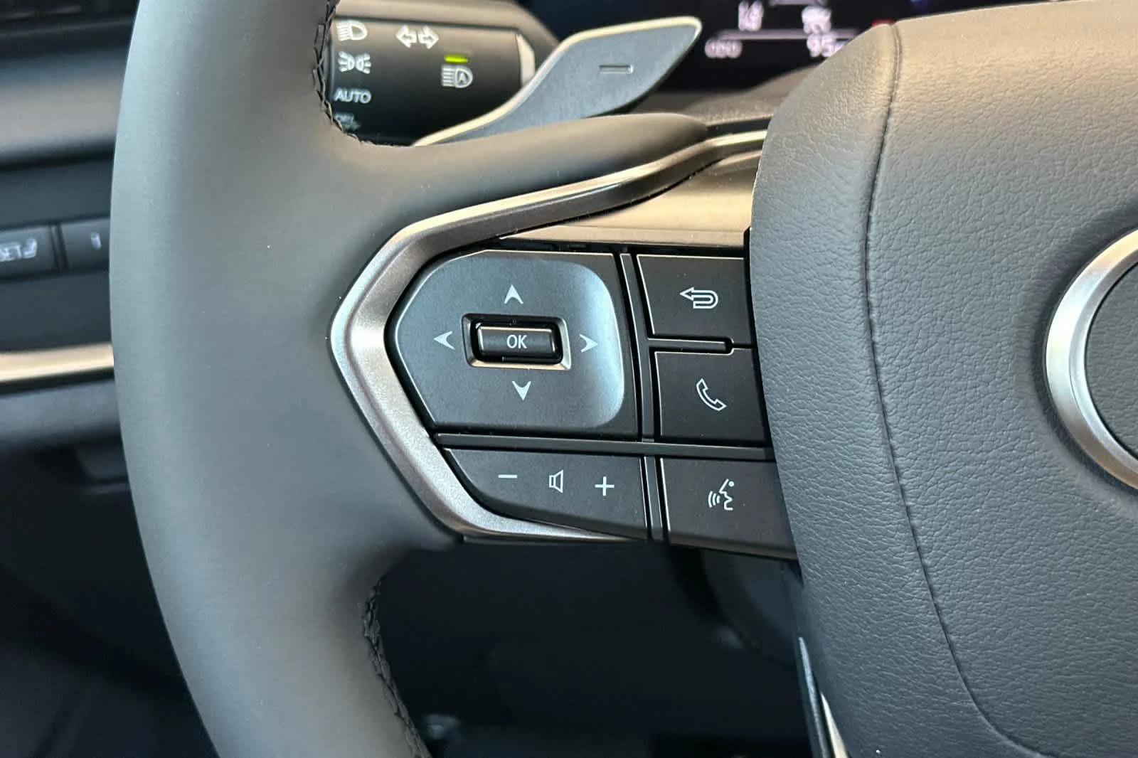 New 2026 Iridium Lexus  450e PREMIUM AWD image 26