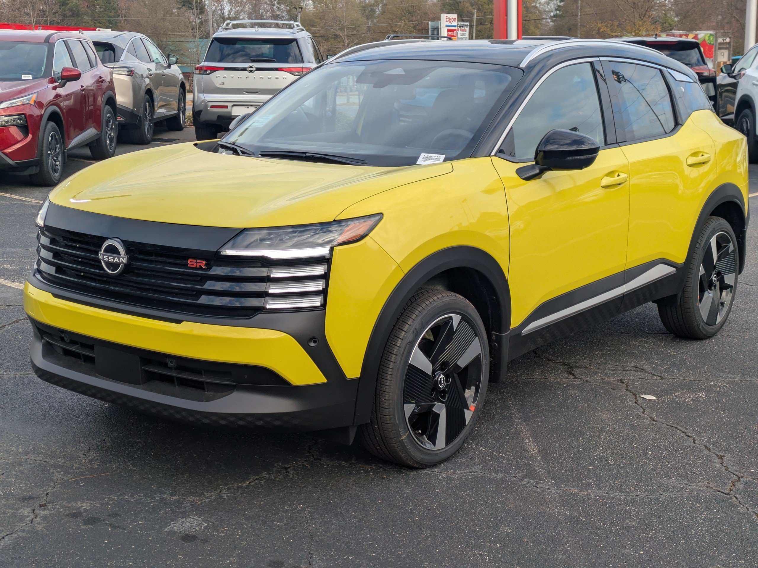New 2026 Yellow Nissan SR image 4