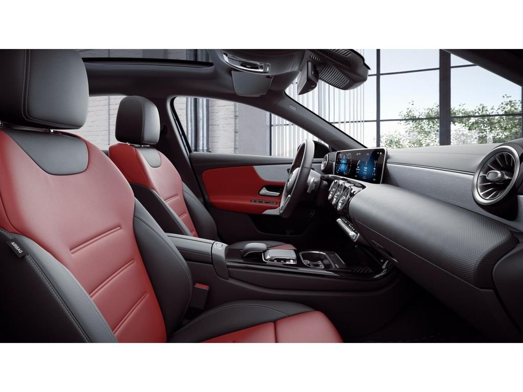 Certified Used 2020 Black Mercedes-Benz  image 4