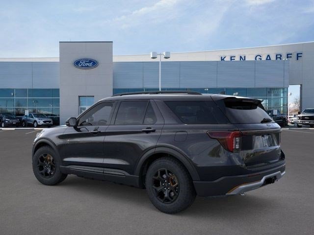 New 2026 Agate Black Metallic Ford Tremor image 4