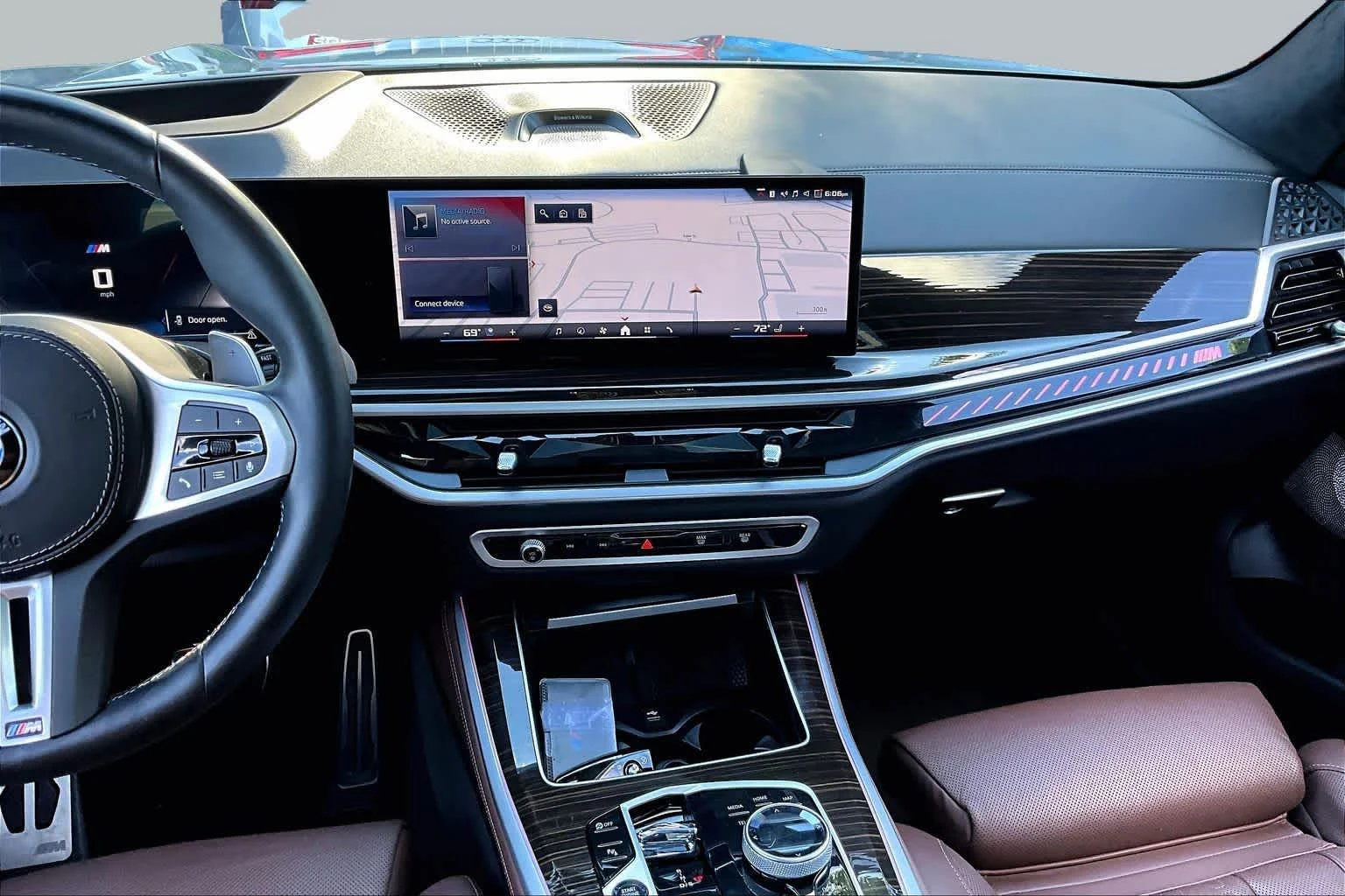 Used 2025 Brooklyn Grey Metallic BMW M60i image 7
