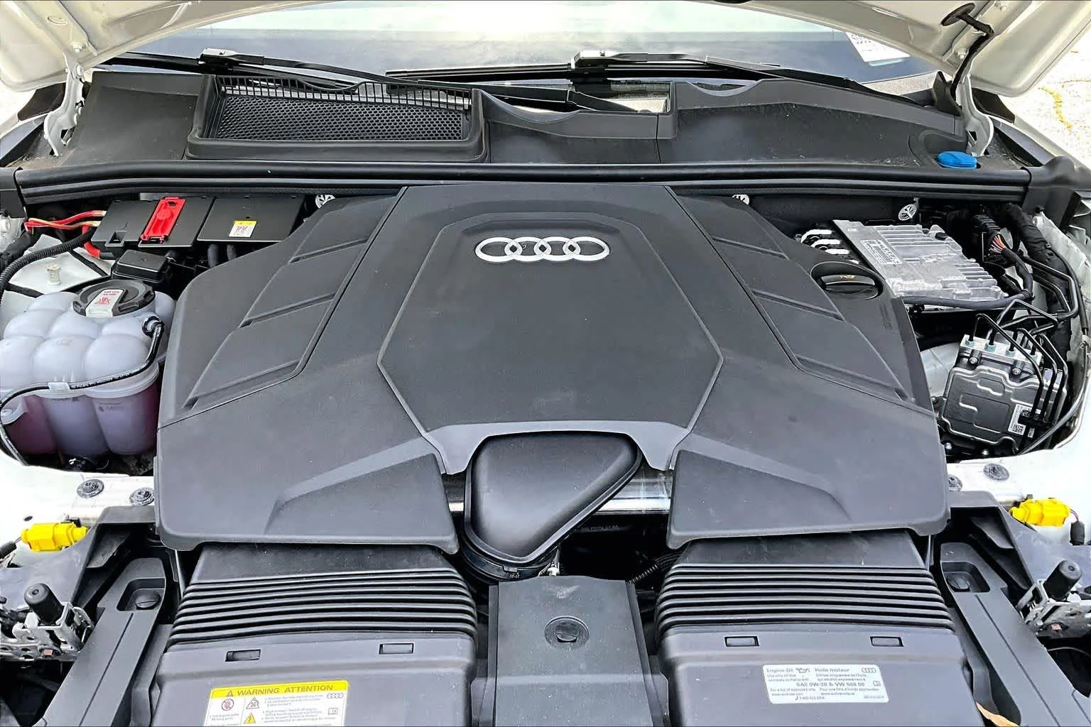 Certified Used 2025 Carrara White Audi Premium Plus image 30