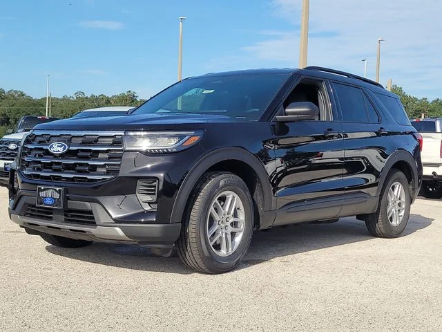New 2027 Black Metallic Ford Active image 33