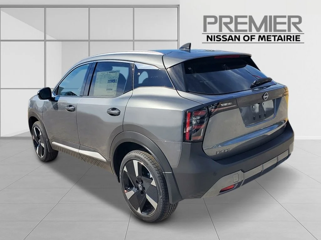 New 2026 Gray Nissan SR image 4