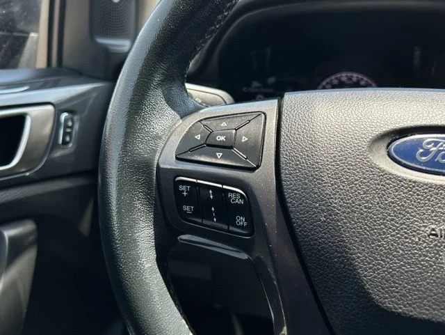 Used 2019 Magnetic Ford Lariat image 37