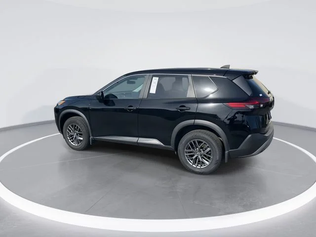 Used 2023 Black Nissan S image 4