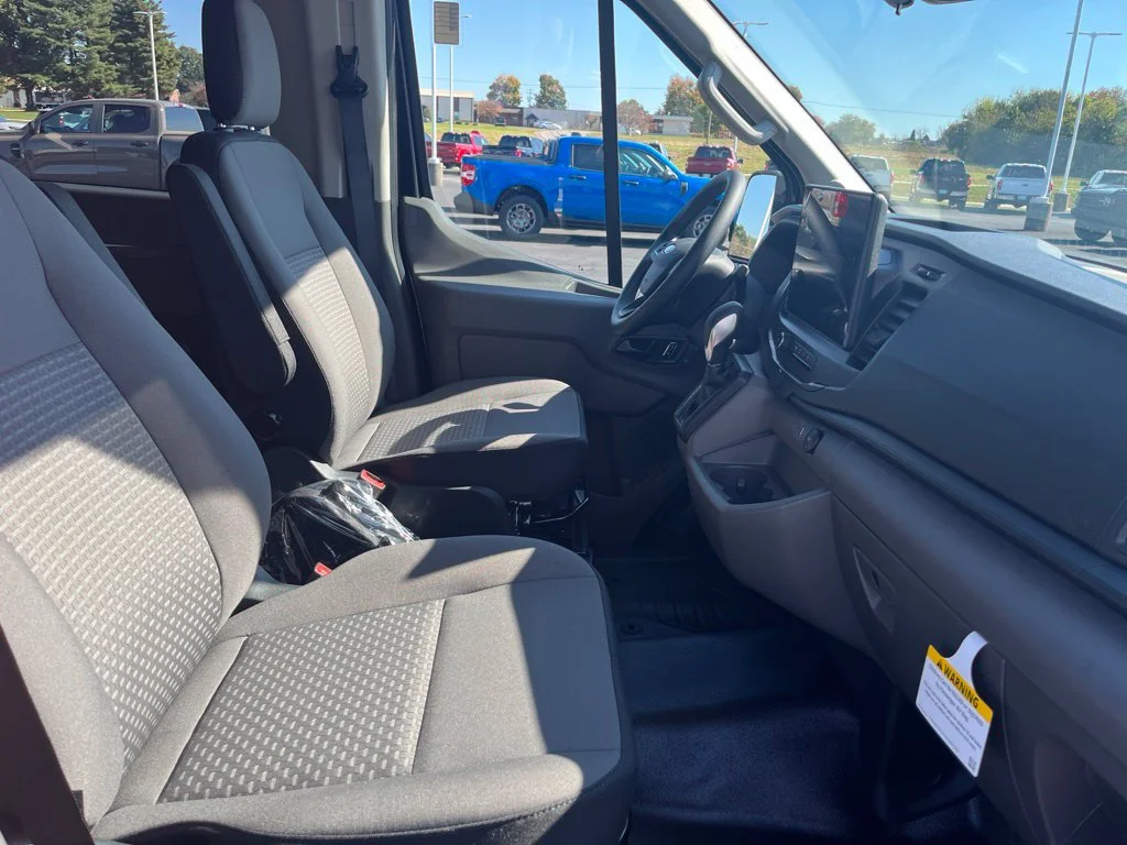 New 2027 Black Ford XL image 10