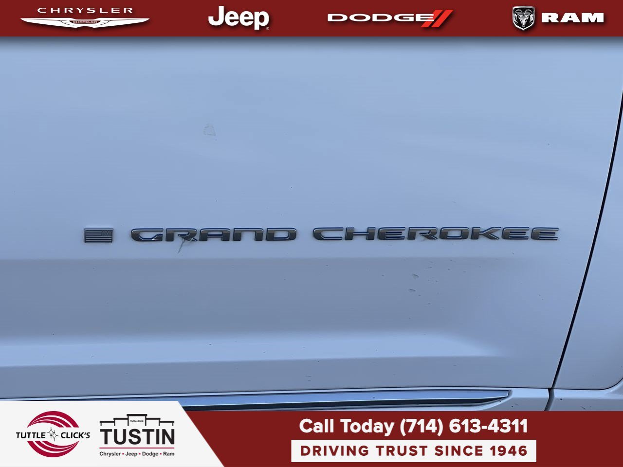 Used 2023 Bright White Clearcoat Jeep Summit Reserve image 8