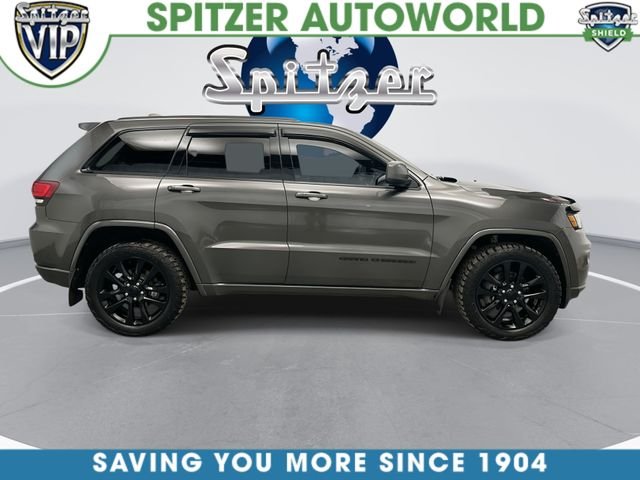 Used 2019 Gray Jeep Altitude image 11