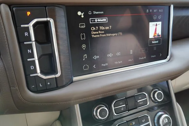 Used 2023 White GMC Denali image 25