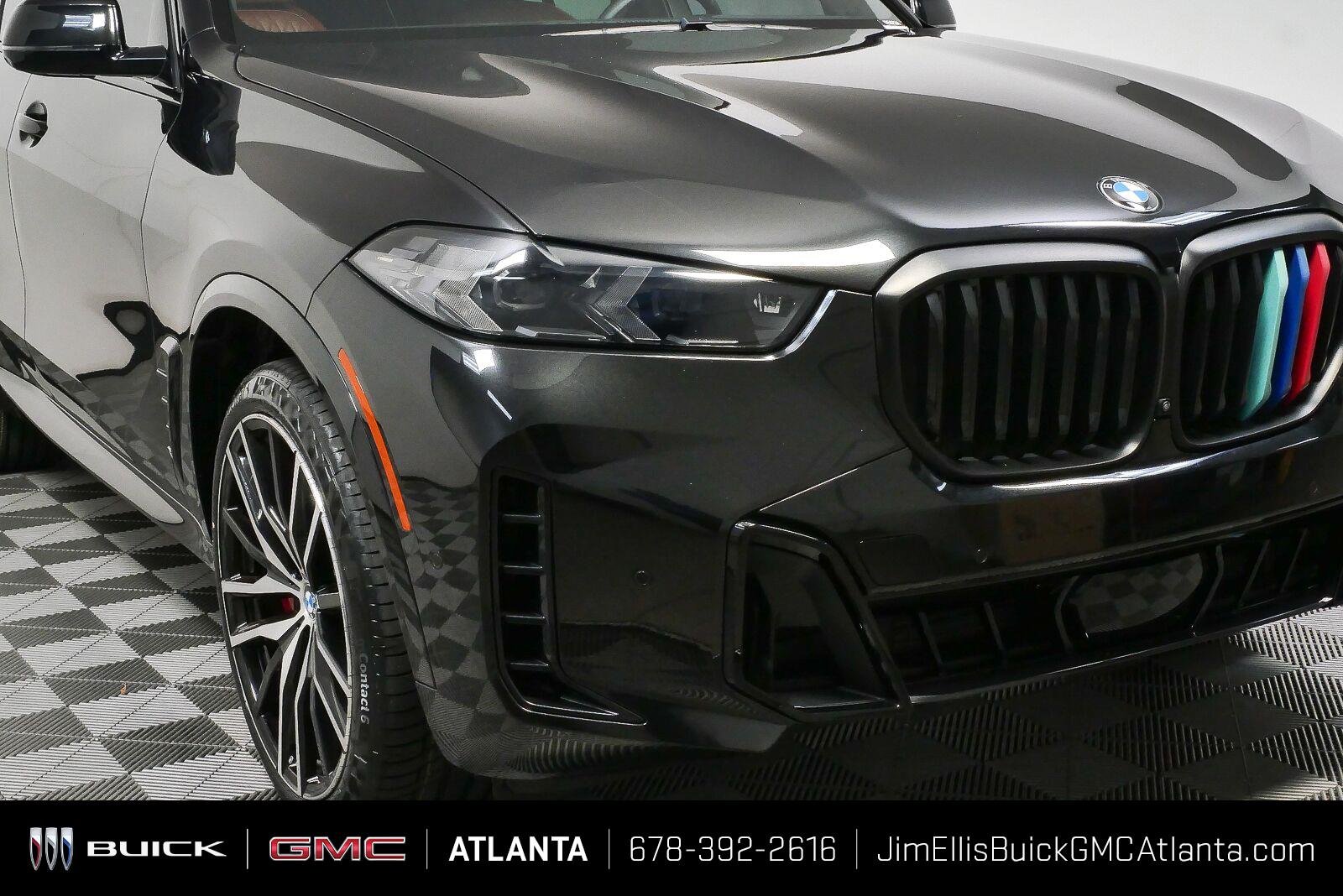 Used 2024 Black Sapphire Metallic BMW xDrive40i image 36