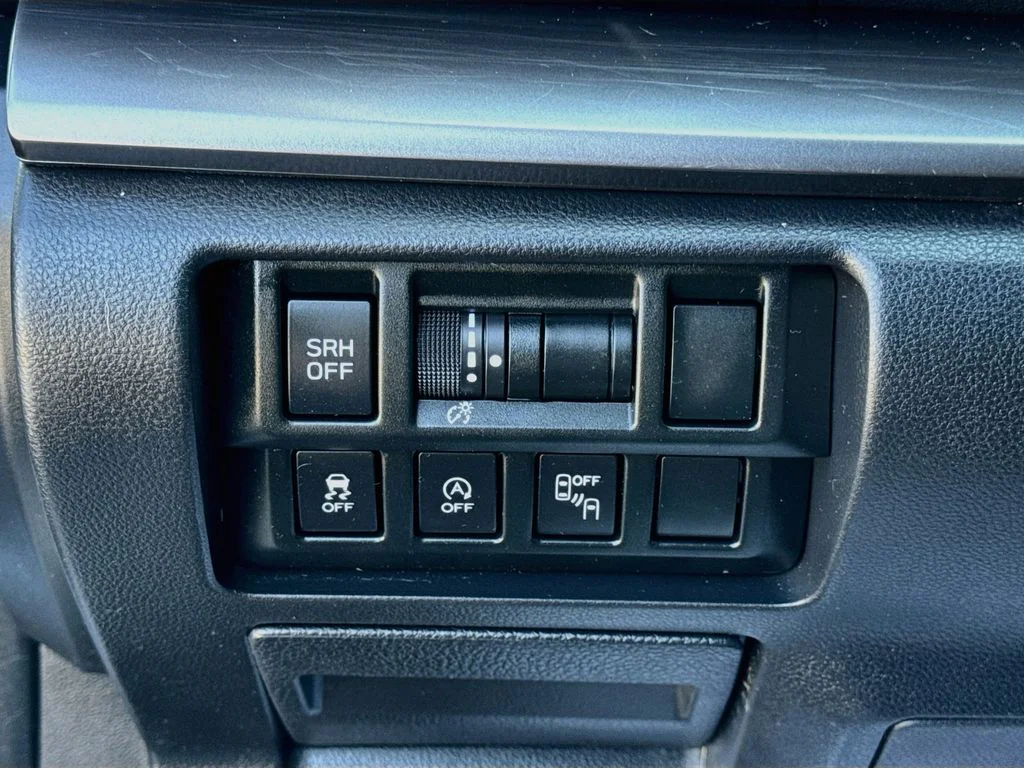 Used 2022 Gray Subaru Limited image 12