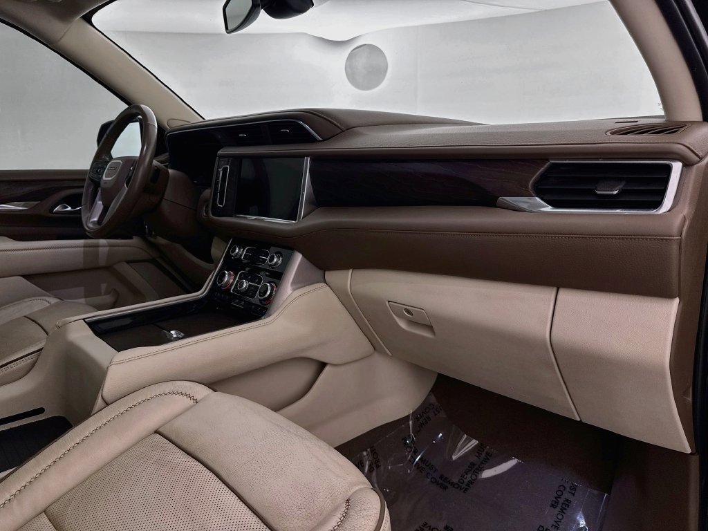 Used 2022 Black GMC Denali image 30