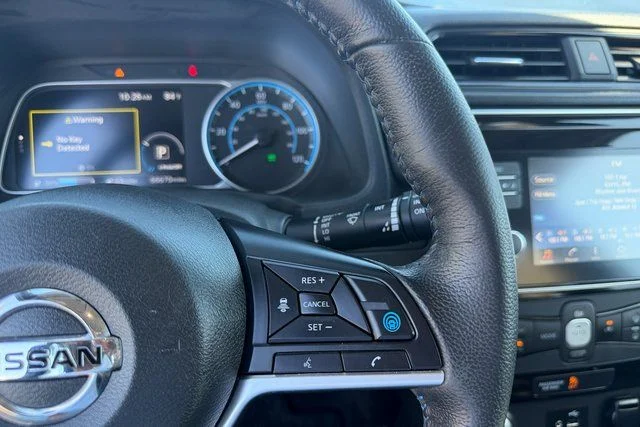 Used 2019 Blue Nissan SV image 14