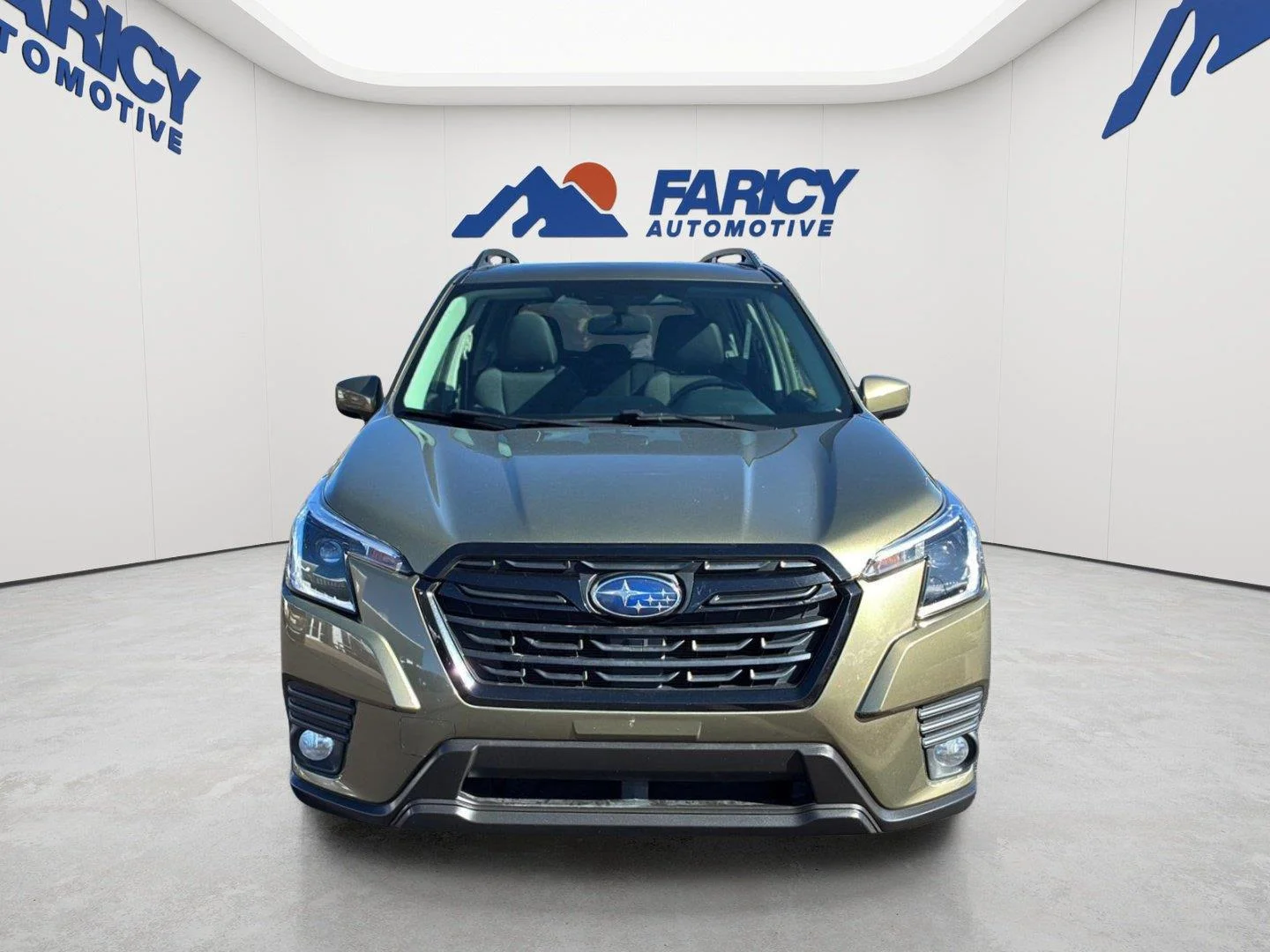 Used 2023 Autumn Green Metallic Subaru Premium image 2