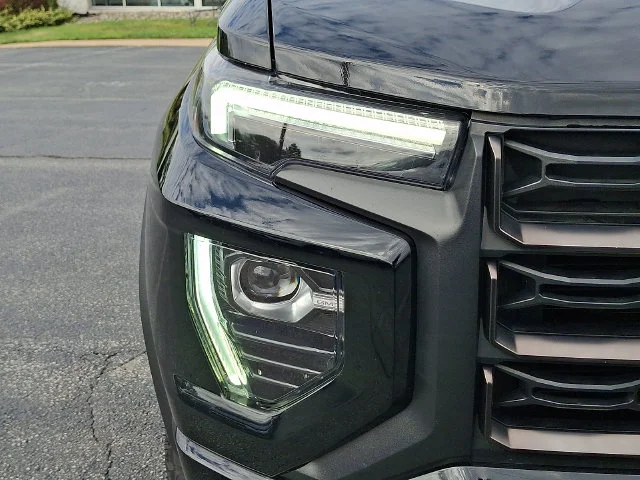 Used 2024 Black GMC AT4X image 9