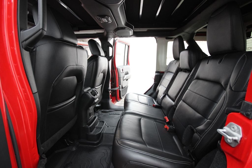 Used 2019 Red Jeep Unlimited Sahara image 24
