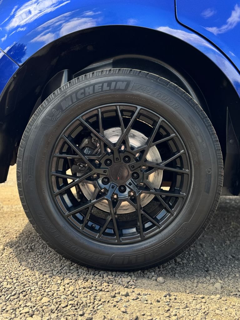 Used 2014 Blue Metallic Ford SEL image 43