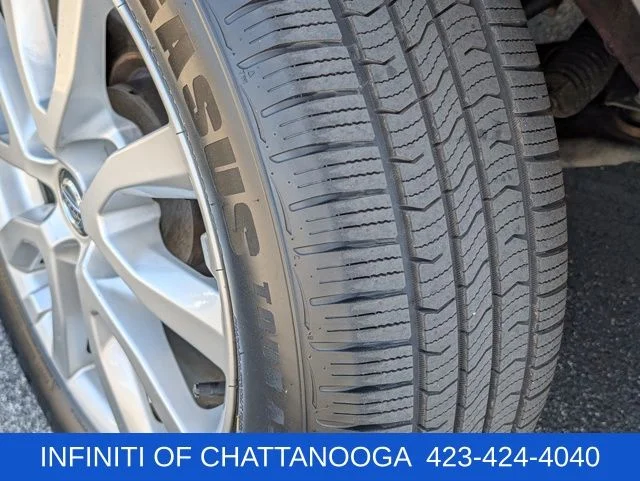 Used 2021 Red Nissan S image 28