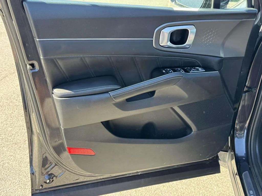 Used 2025 Gray Kia SX image 26