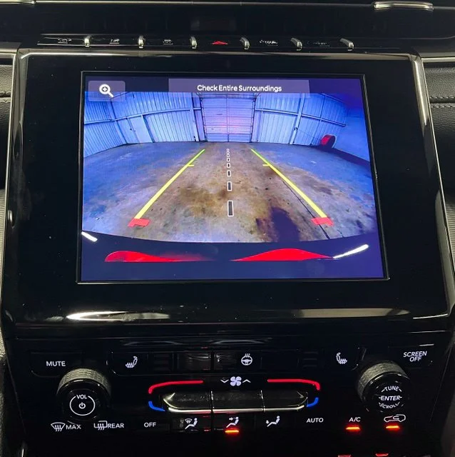 Used 2025 Red Jeep Altitude X image 15