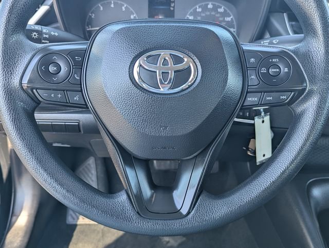 Used 2024  Toyota LE image 5