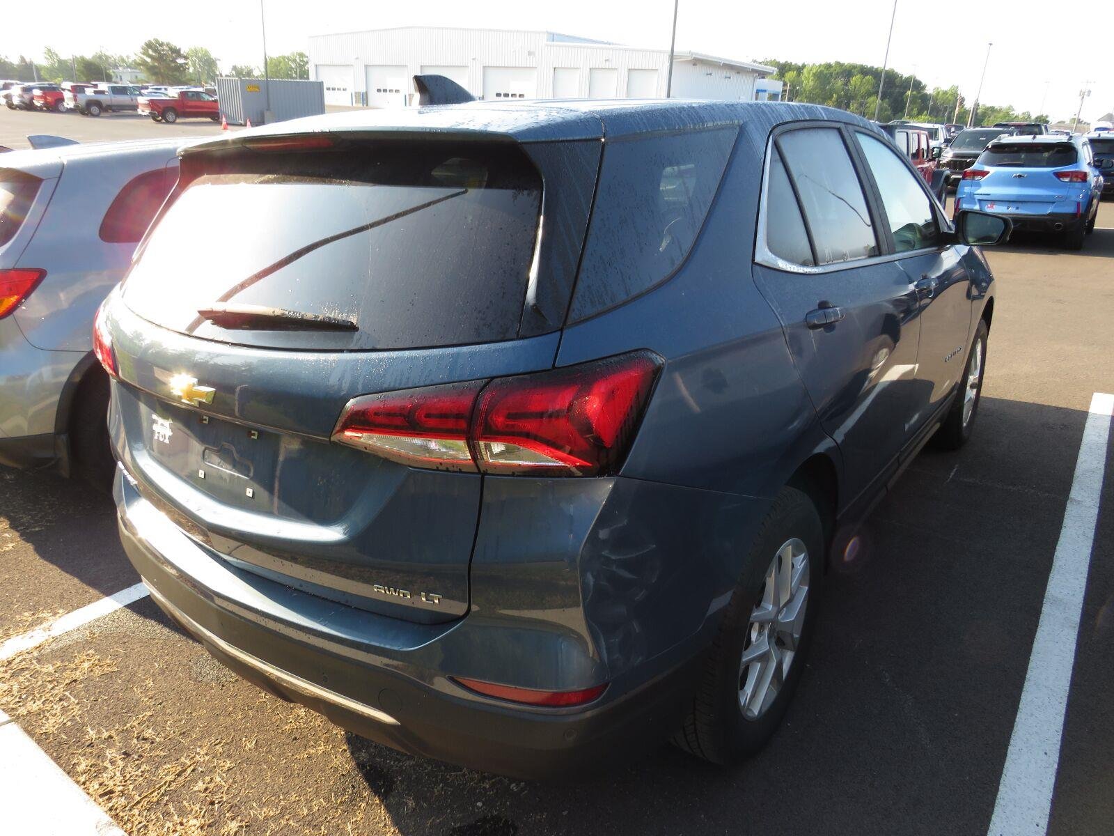 Used 2024 Lakeshore Blue Metallic Chevrolet LT image 11