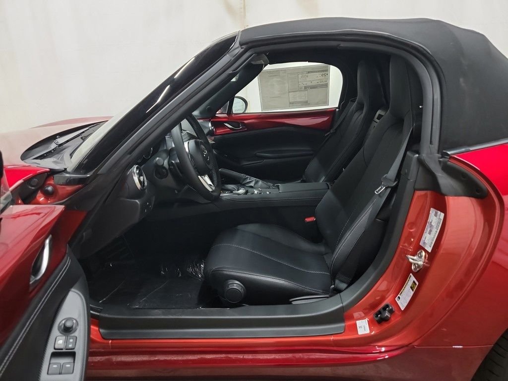 2025 Mazda MX-5 Miata Grand Touring - Photo 15
