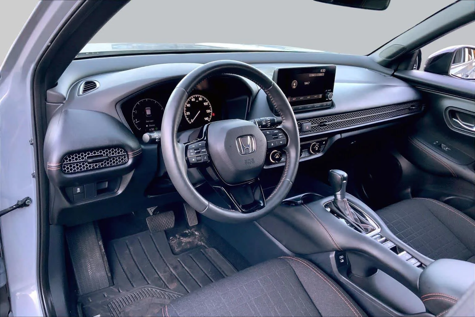 Certified Used 2024 Urban Gray Pearl Honda 5DR AWD SPORT image 17