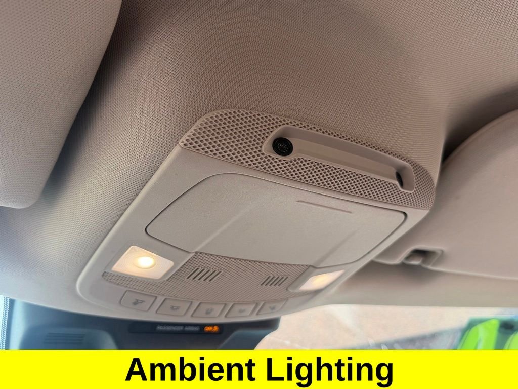 Used 2024 Black Metallic Ford XLT image 17