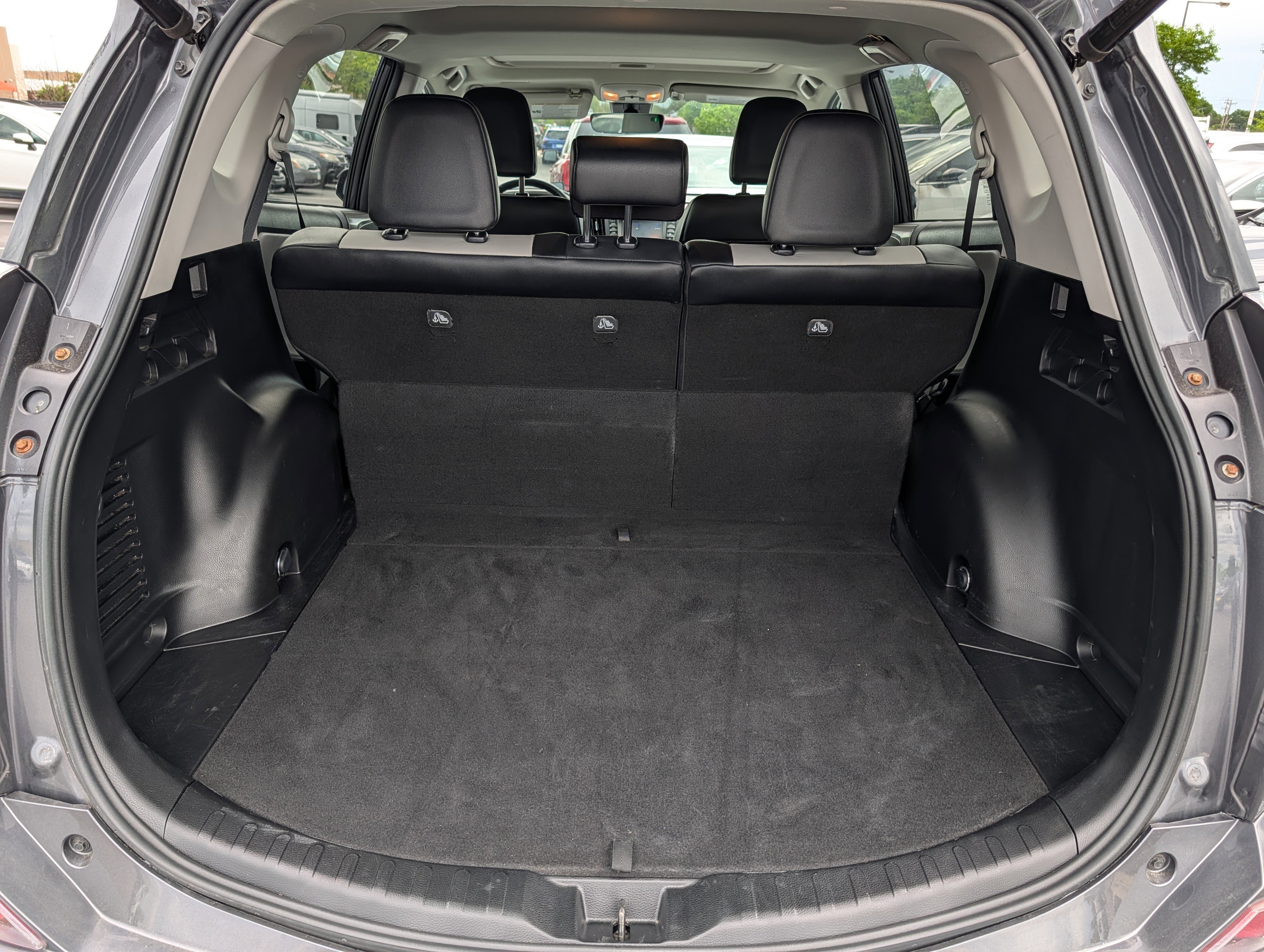 Used 2018 Magnetic Gray Metallic Toyota Limited image 18