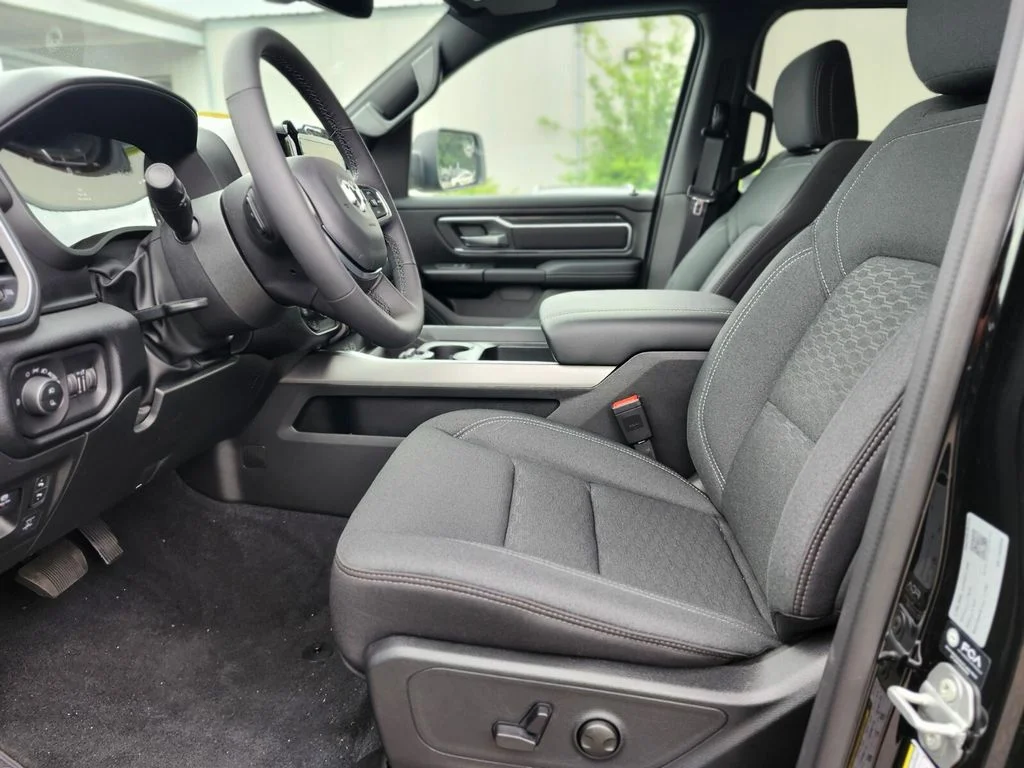 2026 RAM 1500 Big Horn/Lone Star - Photo 18