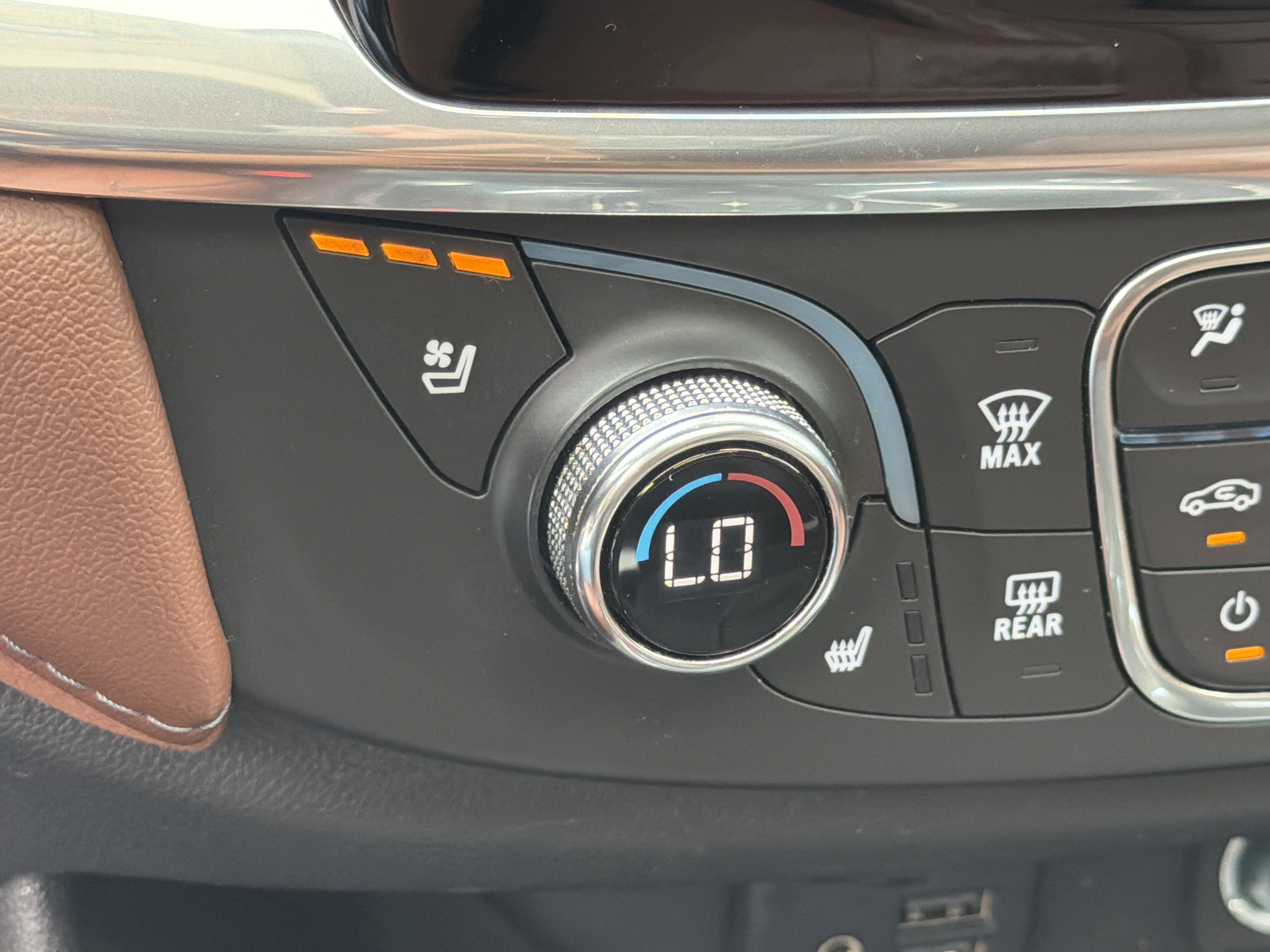 Used 2020 IRIDESCENT PEARL TRICOAT Chevrolet High Country image 30