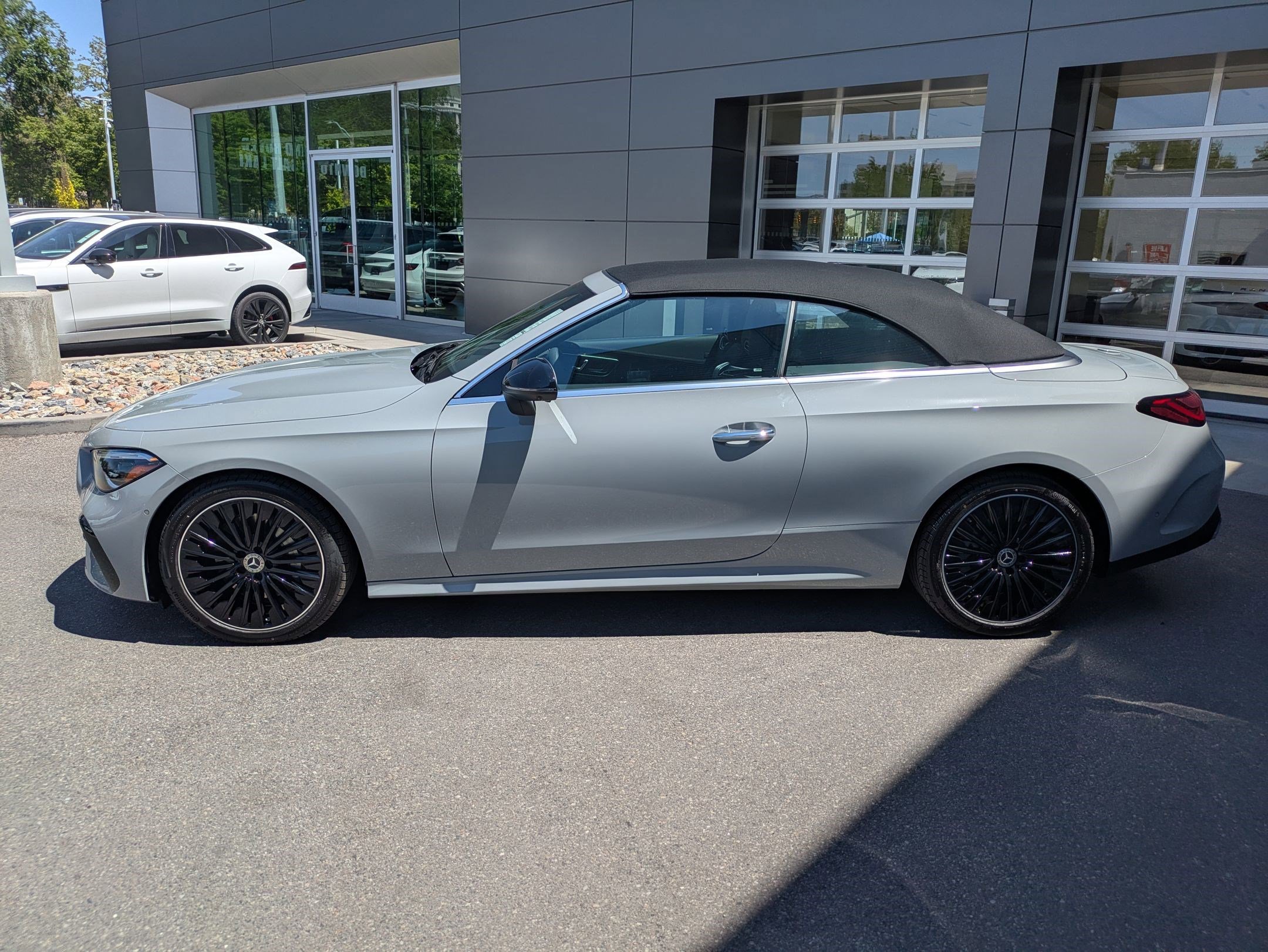New 2026 MANUFAKTUR Alpine Grey Mercedes-Benz CLE 300 image 7